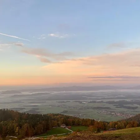 Apartmaji Pr Ambruzarju *