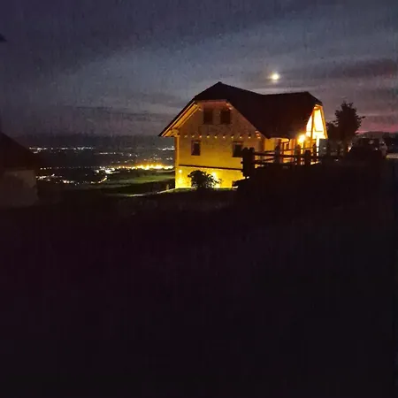 Apartmaji Pr Ambruzarju Cerklje na Gorenjskem