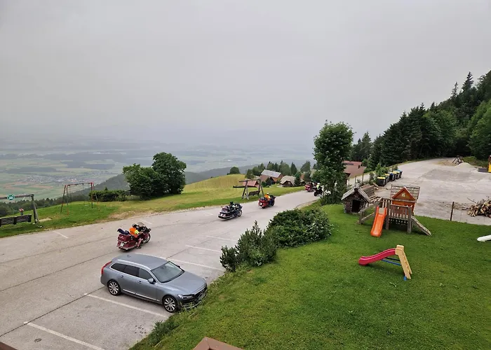 Apartmaji Pr Ambruzarju * Cerklje na Gorenjskem