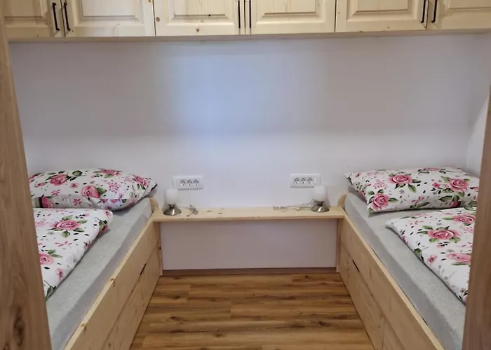 Appartamento Apartmaji Pr Ambruzarju Cerklje na Gorenjskem